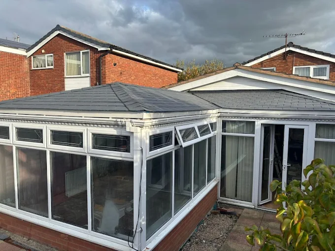 Tiled roof finish Broadstone